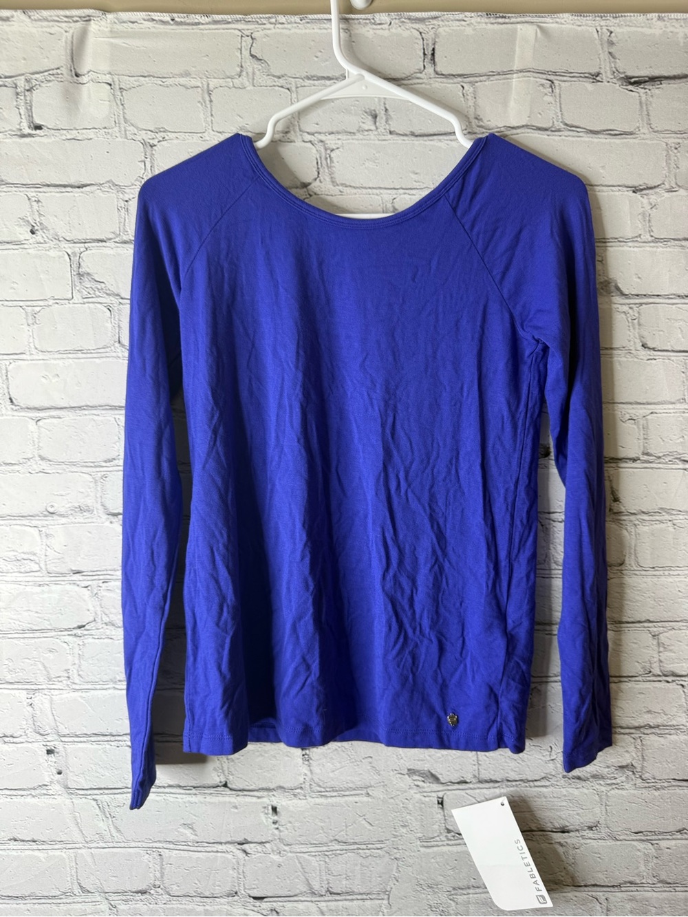 NWT fabletics blue long sleeve shirt XS
